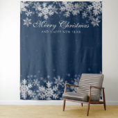 クリスマスホリデー シルバー スノーフレーク ネイビー 背景 タペストリー (インサイチュ)
