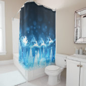クリスマスホリデー – ブルーサンタ&スリー シャワーカーテン (インサイチュ)