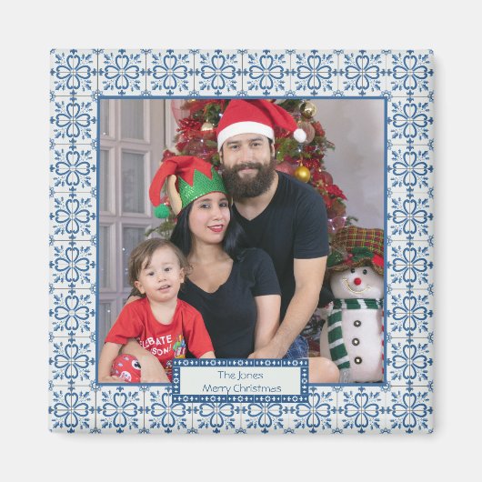 クリスマスホリーと花の花びらタイル枠 マグネット (正面)