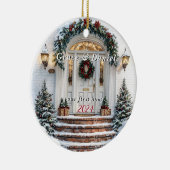 クリスマスホワイトドアリース"私たちの最初の家" セラミックオーナメント (右)