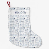 クリスマスホワイトブルー編み冬衣服 スモールクリスマスストッキング (正面)