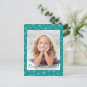 クリスマスホワイト&アクアスノーフレークonティール（緑がかった色）写真 シーズンポストカード (スタンド正面)