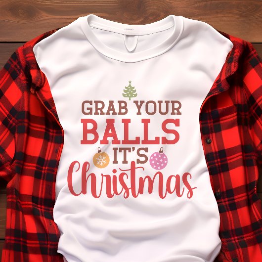 クリスマスボールを持って！楽しいホリデー トライブレンドＴシャツ