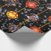 クリスマスボールオーナメント6枚の写真、黒 ラッピングペーパー (角)