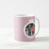 クリスマスボールパステルピンクフォトホリデー コーヒーマグカップ (正面右)