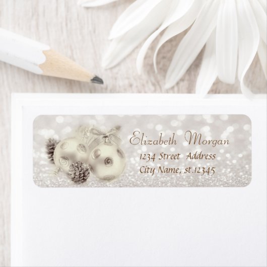 クリスマスボール、松ぼっくり、きらきらとしたボケ ラベル (インサイチュ)