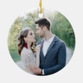 クリスマスポインセチア結婚フローラのカップル写真 セラミックオーナメント (裏面)