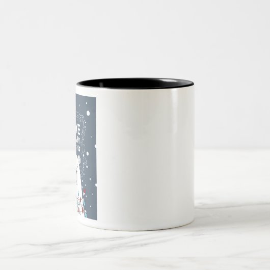 クリスマスポーラーベアアートイラストレーションを持つ ツートーンマグカップ (中央)