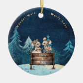 クリスマスマウンテンウォーターカラー新婚カップル セラミックオーナメント (正面)