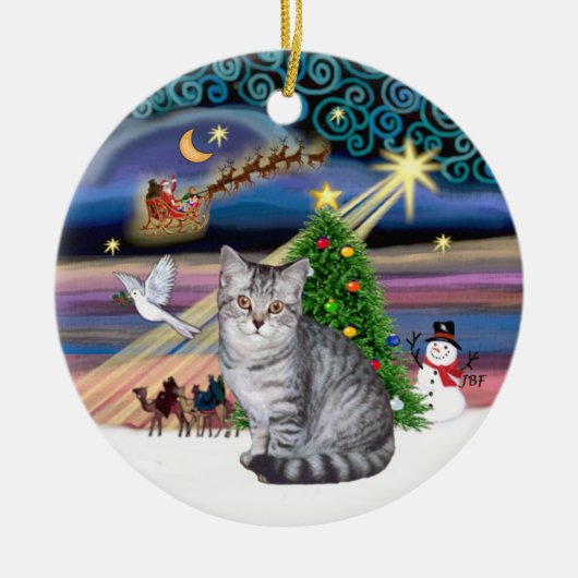 クリスマスマジック - シルバータビー猫 セラミックオーナメント (正面)