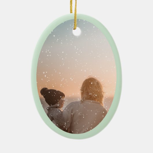 クリスマスマップのストーリーがイラストレーションの写真を伝える セラミックオーナメント (裏面)