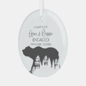クリスマスミニマルパインツリーベアカップル婚約 ガラスオーナメント (正面左)