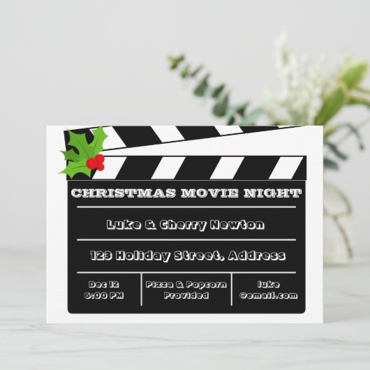 クリスマスムービーナイトホリークラップボード招待状 招待状 (スタンド正面)