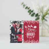 クリスマスメリーとBright Script金ゴールドパイン写真 インビテーションポストカード (スタンド正面)