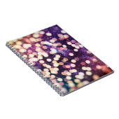 クリスマスライトの背景。休日グラ白熱［赤熱］光を放つフィ ノートブック (右側)