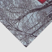 クリスマスライトをフェンスに置いた雪赤の納屋 薄葉紙 (詳細)