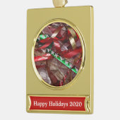 クリスマスリボンレッドグリーンと金ゴールド休日 ゴールドプレートバナーオーナメント (左)