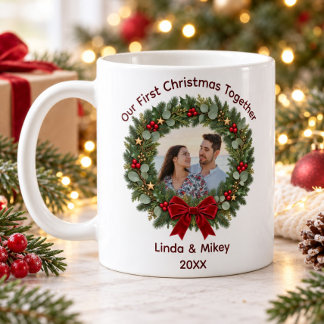 クリスマスリースと赤いリボンのカップルフォト コーヒーマグカップ