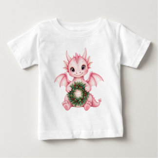 クリスマスリースのかわいいピンクの赤ちゃんドラゴン キッズ ベビーTシャツ