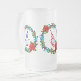 クリスマスリースの中の北欧の小人とスキーヤー フロストグラスビールジョッキ