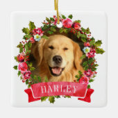 クリスマスリースの犬の写真 セラミックオーナメント (正面)