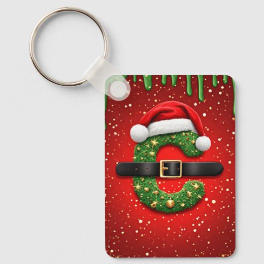 クリスマスリースの装飾がされたサンタのCの文字 🎁 キーホルダー (正面)