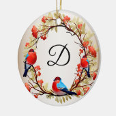 クリスマスリースレッドモノグラムイニシャル セラミックオーナメント (左)