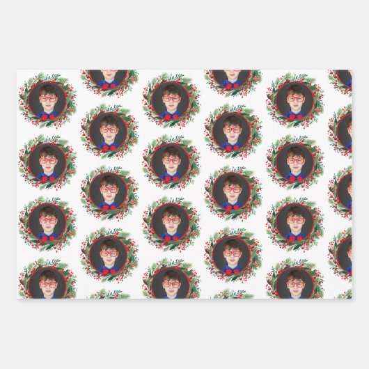 クリスマスリース家族の写真パーソナライズされた ラッピングペーパーシート (正面3)