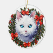 クリスマスリース水彩画の白絵画猫 セラミックオーナメント (左)