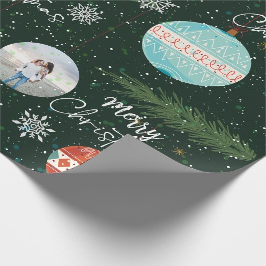 クリスマスリーフスノーフレークオーナメント名前をカスタムする ラッピングペーパー (角)