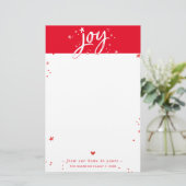 クリスマスレター モダンな手書きフォントの喜び 赤 便箋 (スタンド正面)