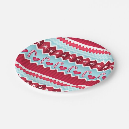 クリスマスレッドとブルーシェブロンストライプのパターン ペーパープレート (アングル)