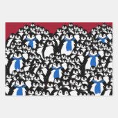 クリスマスレッドにペンギンの家族の包装紙 ラッピングペーパーシート (正面3)