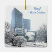 クリスマスローリーNC科学博物館グローブ セラミックオーナメント (裏面)