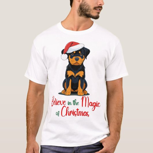 クリスマス信じかわいい犬の魔法で Tシャツ (正面)
