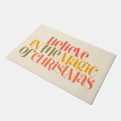 クリスマス信じの魔法で – レトロスタイル ドアマット (アングル)