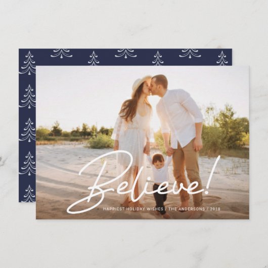 クリスマス信じトレンディー手書きのスクリプト写真 シーズンカード (正面/裏面)
