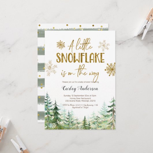 クリスマス冬の森の雪片が近づいている 招待状 (正面/裏面インサイチュ)