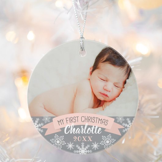 クリスマス初体験の女の赤ちゃんのピンクの写真 オーナメント
