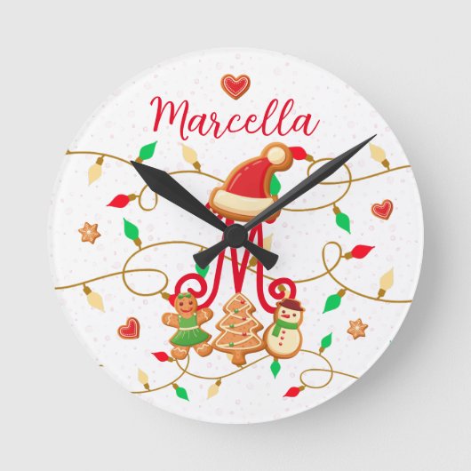 クリスマス名モノグラムカスタムギンガーブレッドレッド ラウンド壁時計 (正面)