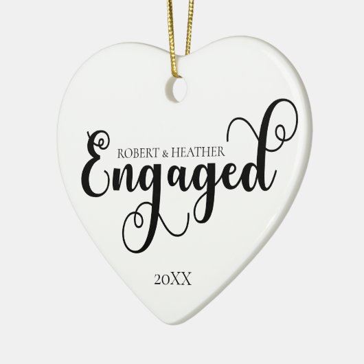 クリスマス婚約したの婚約ギフトをパーソナライズ セラミックオーナメント (左)