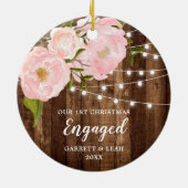 クリスマス婚約したパーソナライズされた素朴牡丹 セラミックオーナメント (裏面)