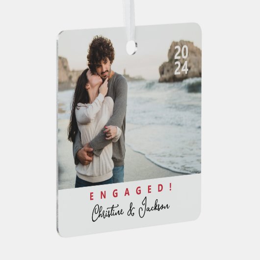 クリスマス婚約した | トレンディーモダンカップルのフォトメット メタルオーナメント (正面右)