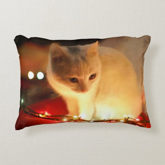 クリスマス子猫枕 アクセントクッション (正面)