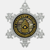 クリスマス専攻の軍曹 スノーフレークピューターオーナメント (正面)