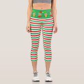 クリスマス小妖精や小人と緑，赤，白ストライプの カプリレギンス (正面)