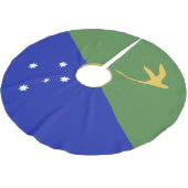 クリスマス島国旗 ブラッシュドポリエステルツリースカート (アングル)