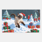 クリスマス帽をかぶった雪の中を走るシャム猫 長方形シール (正面)
