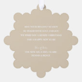 クリスマス新人夫妻のアイボリー紙写真 オーナメントカード (裏面)