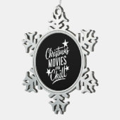 クリスマス映画と冷たい家族のクリスマスギフト スノーフレークピューターオーナメント (右)